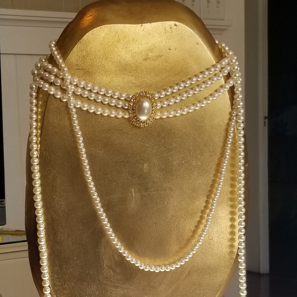 Vintage Jewelry - Vintage 4 PC. Pearl Necklace Collection